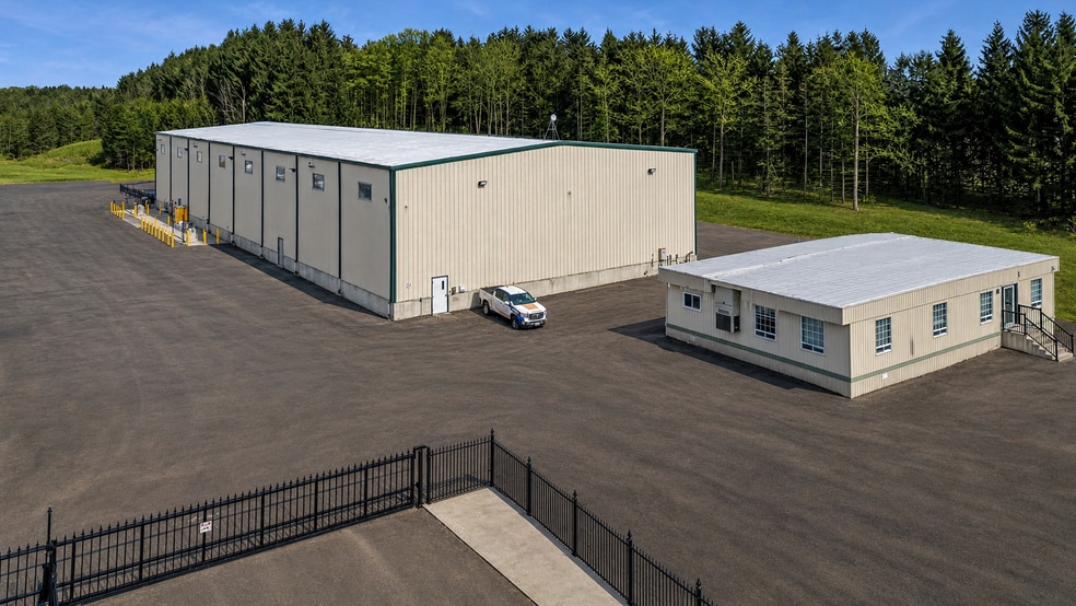 20383 Hurontario St, Caledon Village, ON for sale - Building Photo - Image 2 of 5