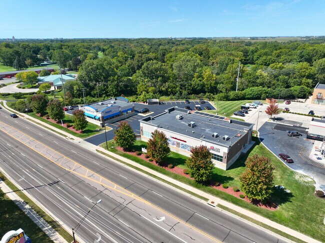 More details for 2101 Sycamore Rd, Dekalb, IL - Retail for Lease