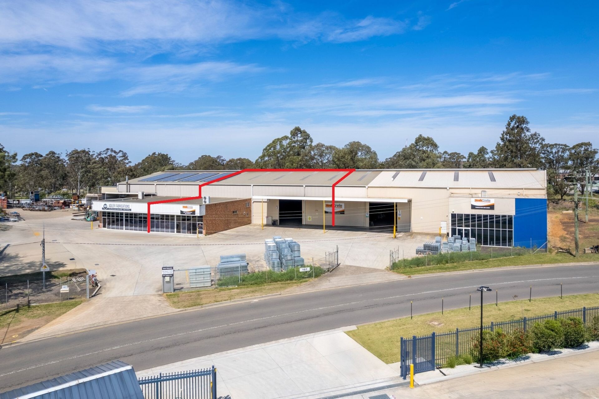 107 Dunheved Cct, St Marys for lease Primary Photo- Image 1 of 2