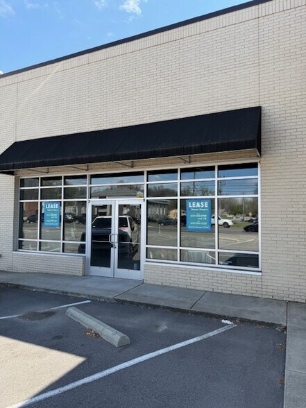 4800 Lebanon Pike, Nashville, TN à louer - Photo du bâtiment - Image 1 de 7