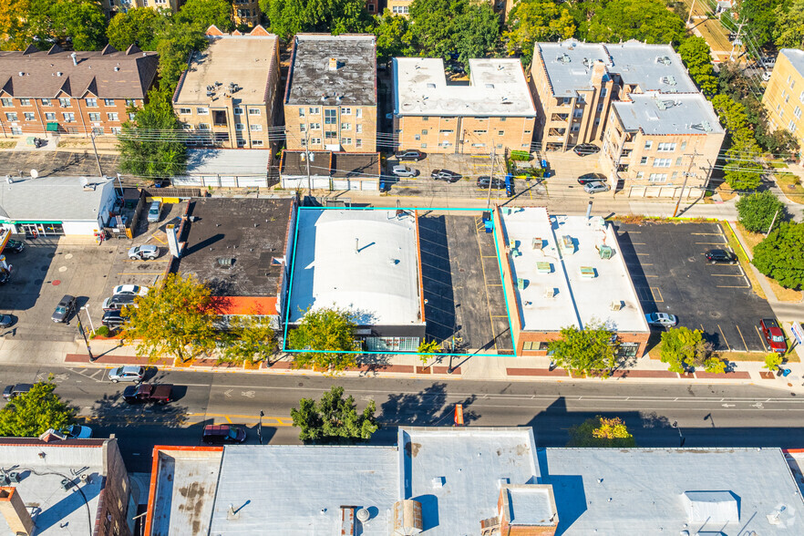 815 Howard St, Evanston, IL for sale - Aerial - Image 3 of 27