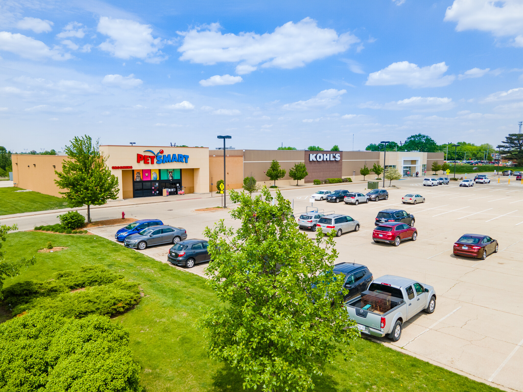 3320 E Lynn Blvd, Sterling, IL for sale Building Photo- Image 1 of 1