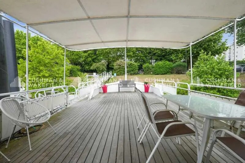 Bureau dans Asnières-sur-Seine à vendre - Photo du bâtiment - Image 2 de 14