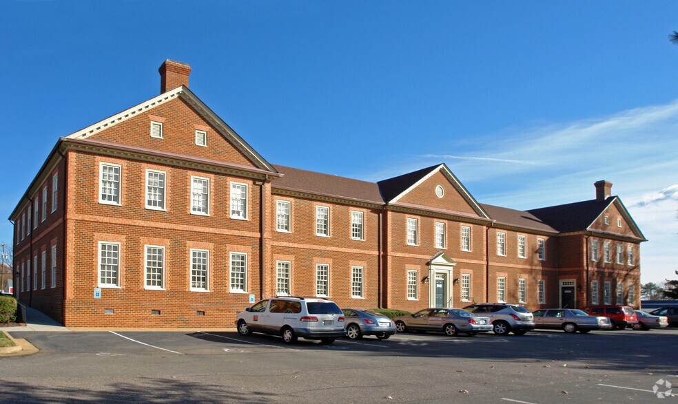 2800 buford Rd, Richmond, VA à louer - Photo du bâtiment - Image 3 de 4