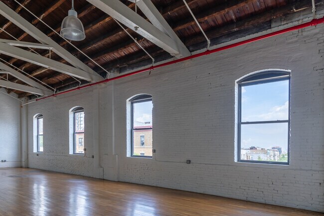 More details for 3511 9th St, Long Island City, NY - Office, Flex for Lease