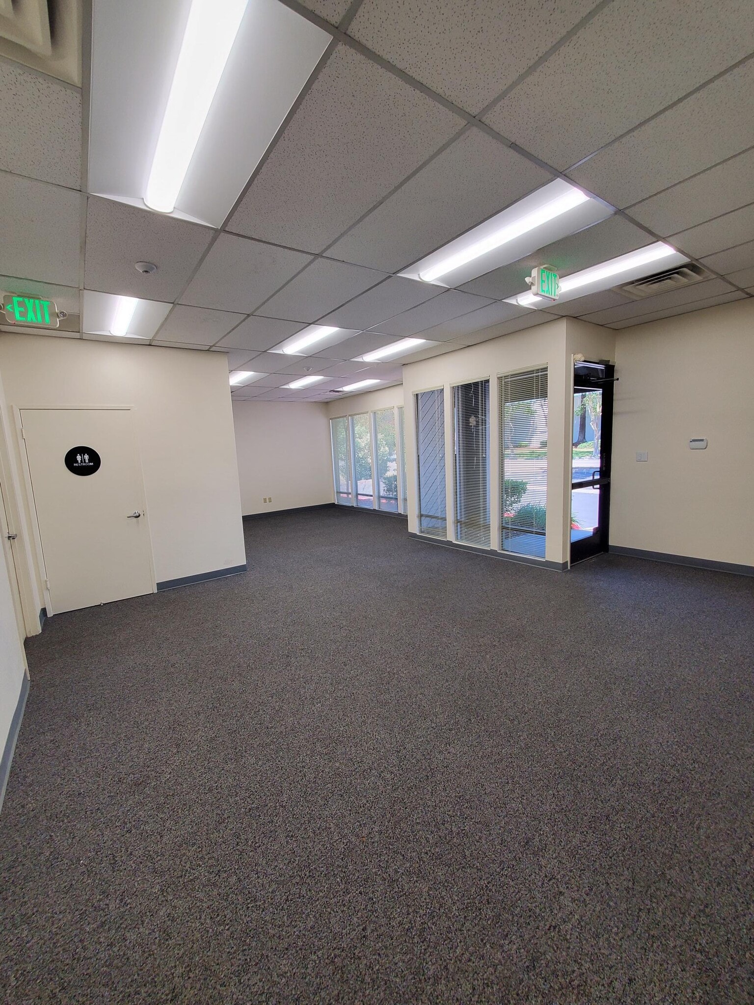 4135 Northgate Blvd, Sacramento, CA for lease Interior Photo- Image 1 of 5