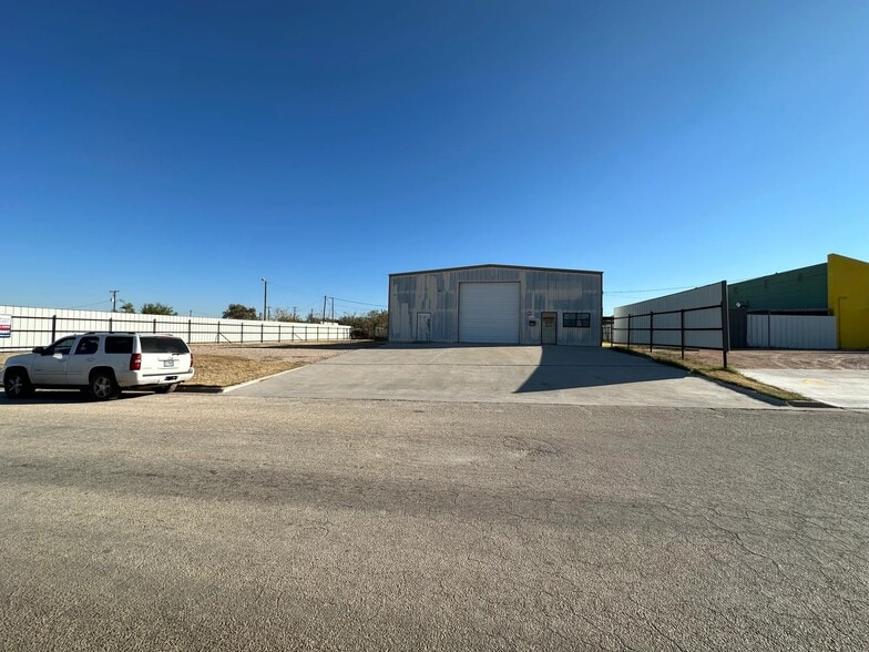 201 Donley St, Big Spring, TX à vendre - Photo du bâtiment - Image 1 de 10