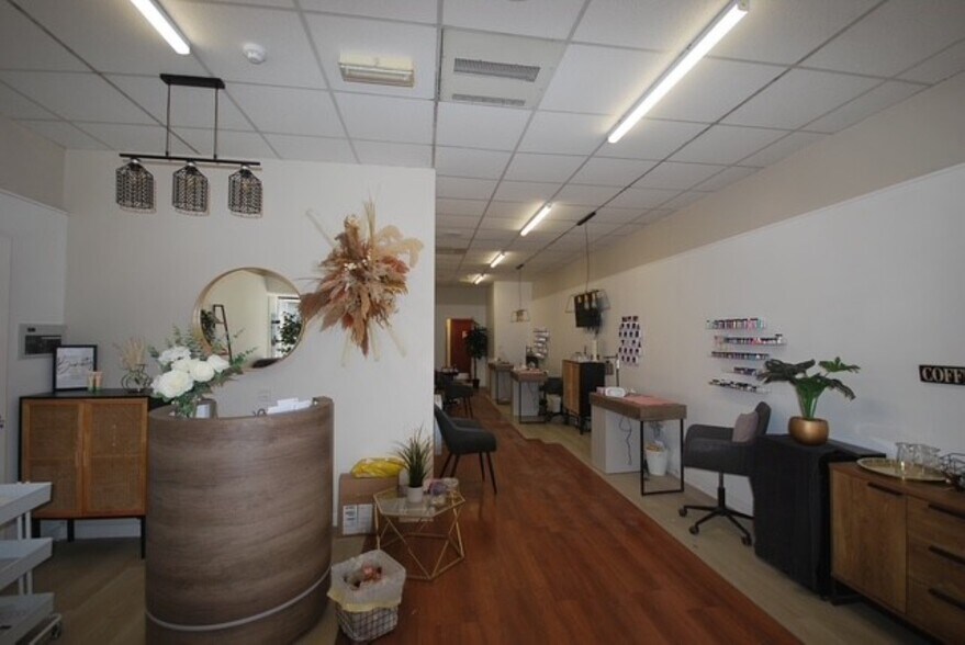 49 High St, Leven à louer - Photo du bâtiment - Image 3 de 5