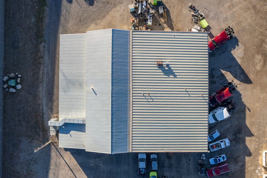9910 48th St SE, Calgary, AB for sale - Aerial - Image 3 of 4