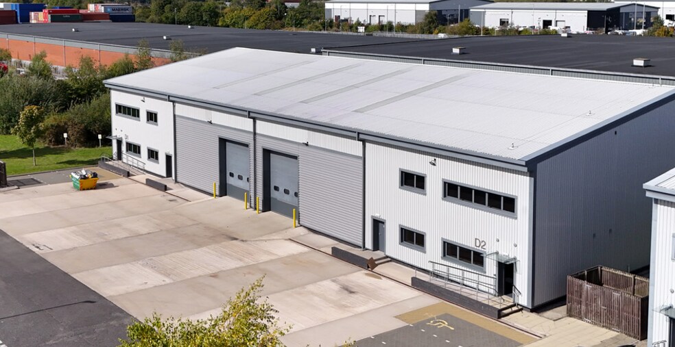 Penrhyn Rd, Prescot à louer - Photo du bâtiment - Image 2 de 2