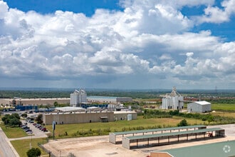 10939 Fischer Rd, Von Ormy, TX - Aerial  map view