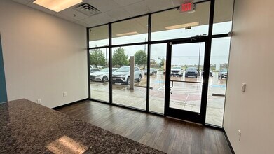9212 Fry Rd, Cypress, TX for lease Interior Photo- Image 1 of 8