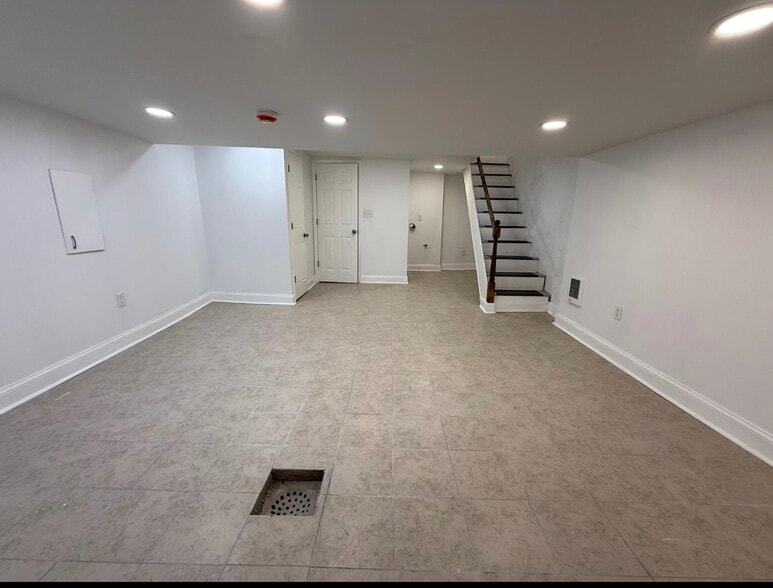 804 Christian St, Philadelphia, PA for lease - Building Photo - Image 3 of 3