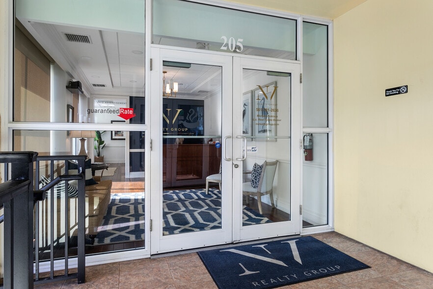 11811 US Highway 1, North Palm Beach, FL for lease - Building Photo - Image 3 of 25