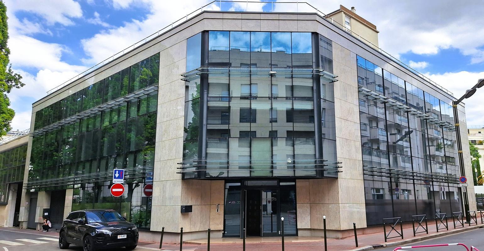 14-16 Rue Clément Bayard, Levallois-Perret à louer Photo du bâtiment- Image 1 de 11