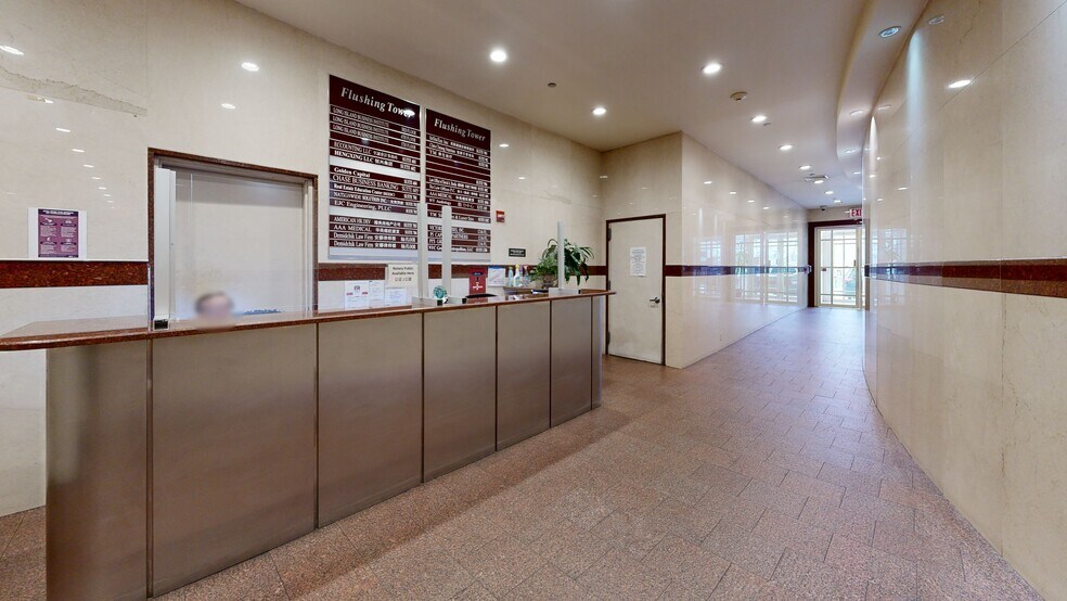 136-18 39th Ave, Flushing, NY à louer - Numérisation 3D de Matterport - Image 2 de 10