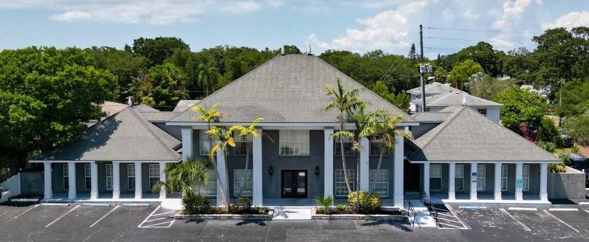 4701 Central Ave, Saint Petersburg, FL for lease Primary Photo- Image 1 of 70