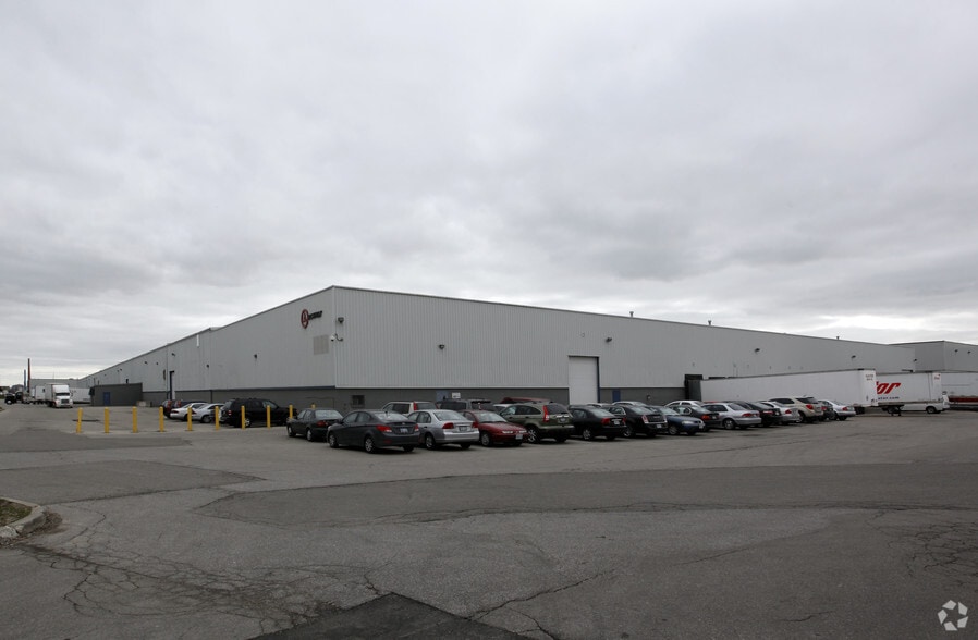 2450 Stanfield Rd, Mississauga, ON for lease - Building Photo - Image 2 of 2