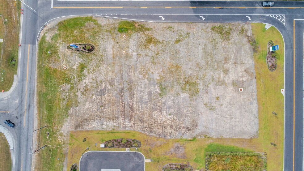 2905 Little Neck Rd, Bloomingdale, GA à louer - Photo du bâtiment - Image 2 de 26