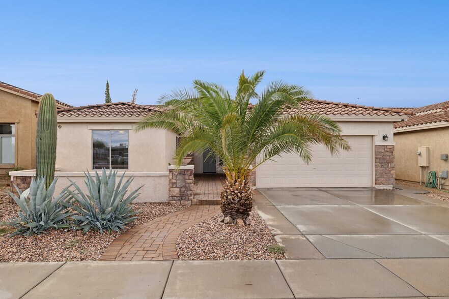 2123 W Maya Way, Phoenix, AZ à vendre - Photo principale - Image 1 de 19