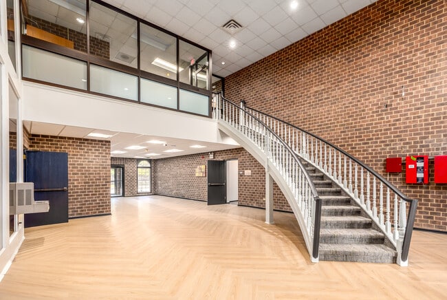 More details for 825 E Golf Rd, Arlington Heights, IL - Office for Sale