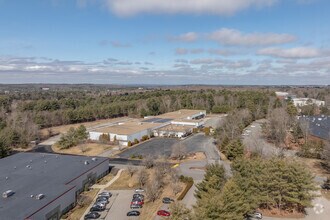 15 Liberty Way, Franklin, MA - Aérien  Vue de la carte