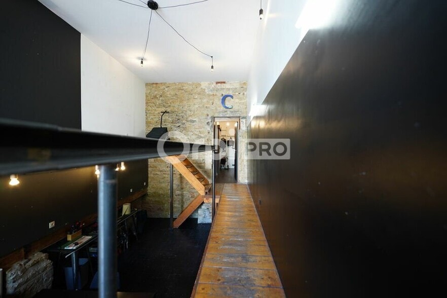 22 Montée Des Carmélites, Lyon for lease - Interior Photo - Image 1 of 12