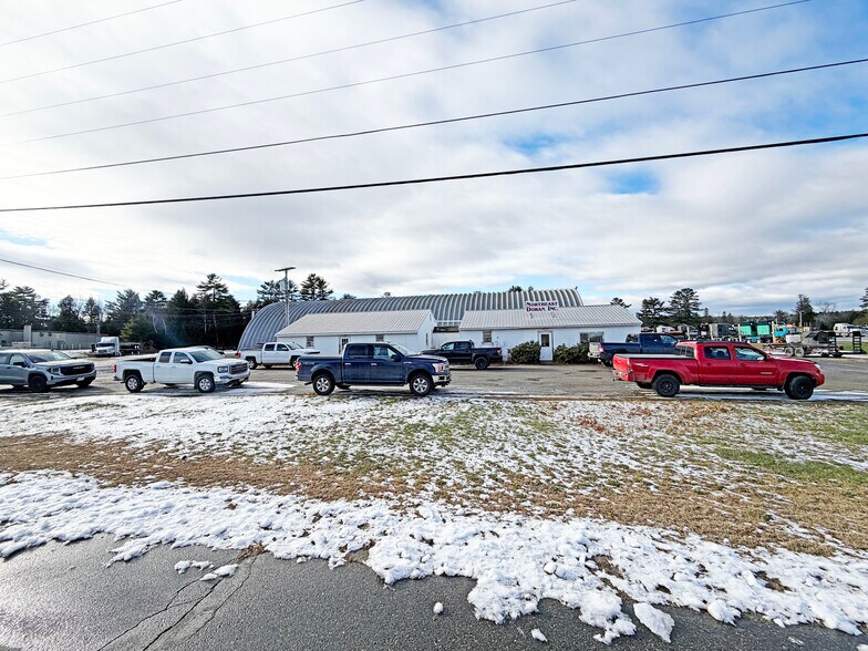 30 Industrial Park Rd park, Skowhegan, ME à vendre - Photo du bâtiment - Image 3 de 9