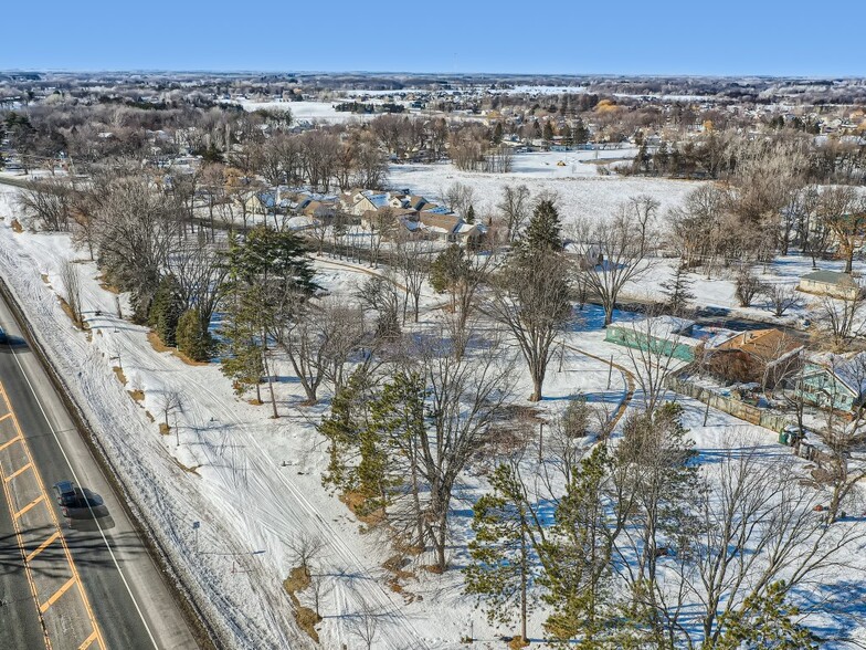 12207 Lake Ln, Lindstrom, MN for sale - Building Photo - Image 1 of 15