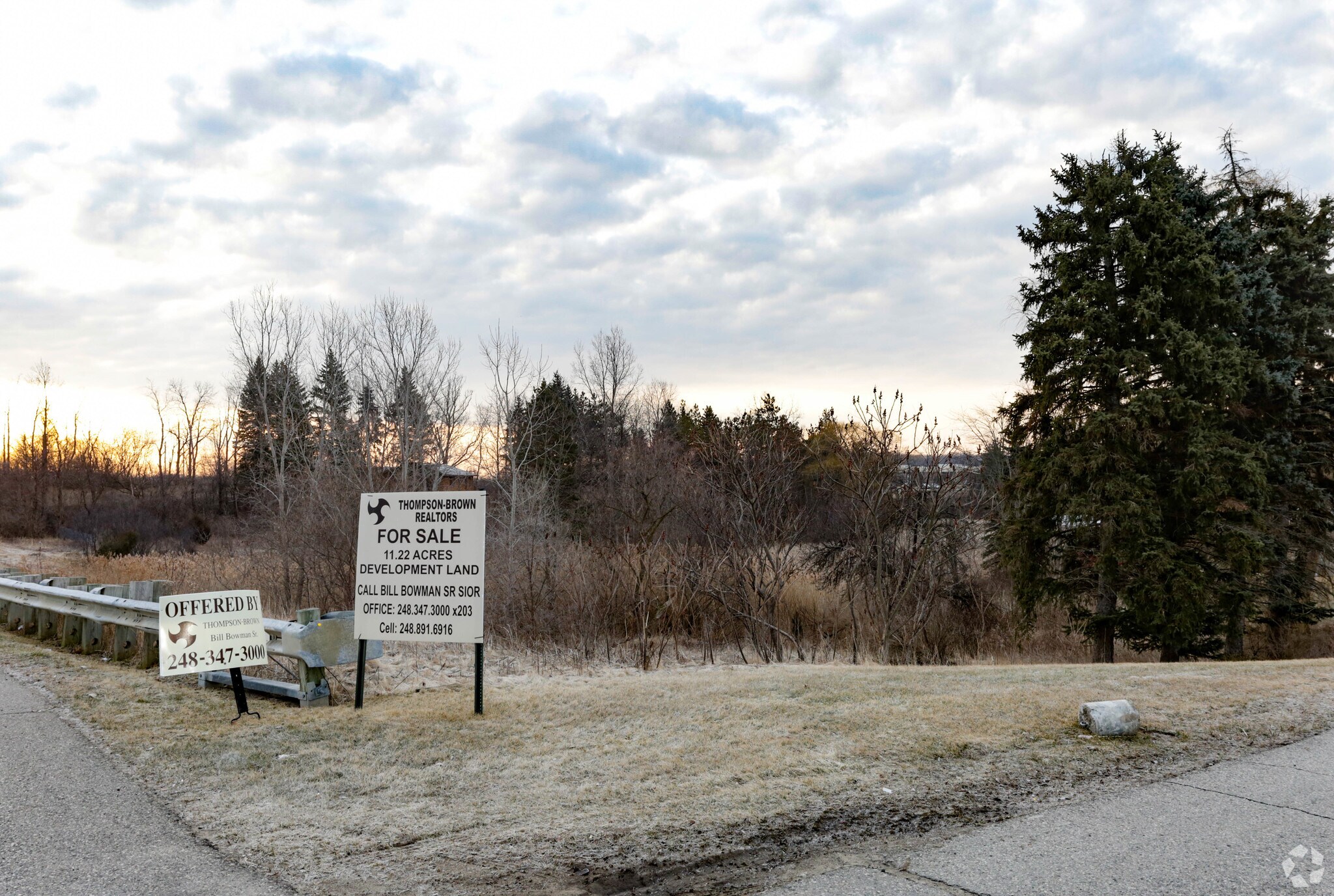 40481 13 Mile Rd, Novi, MI à vendre Photo du bâtiment- Image 1 de 3