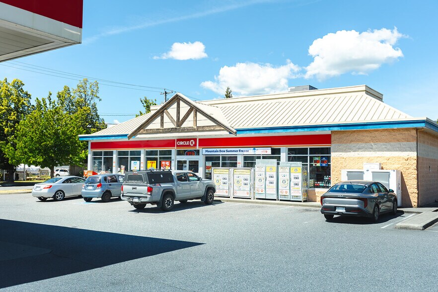 3955 Johnston Rd, Port Alberni, BC à vendre - Photo du bâtiment - Image 2 de 7