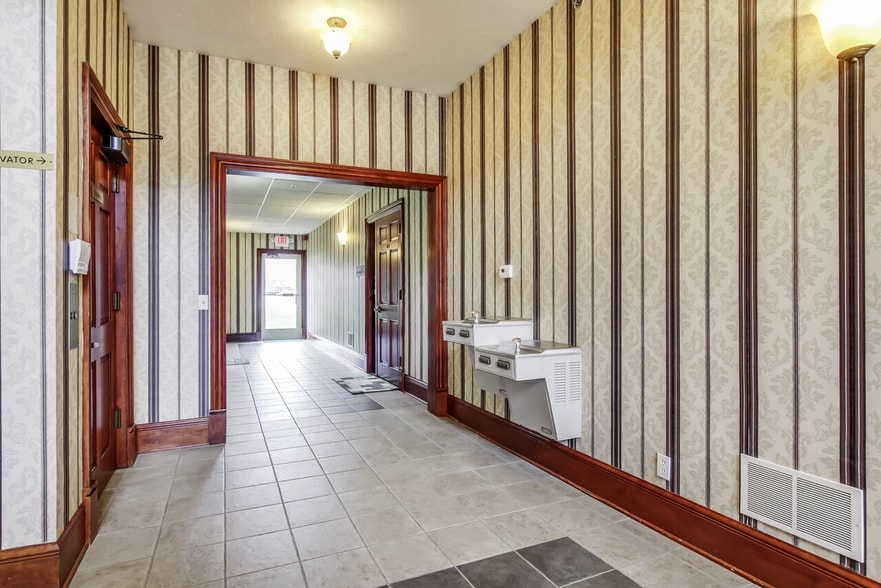 12930 James St, Holland, MI for lease - Interior Photo - Image 3 of 8