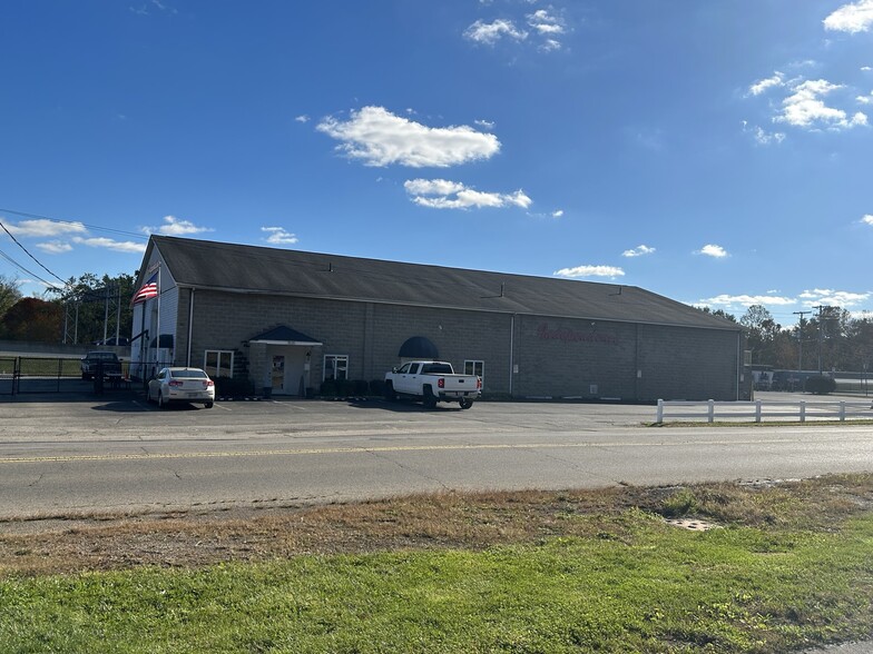 1535 W Church St, Newark, OH for sale - Building Photo - Image 3 of 23