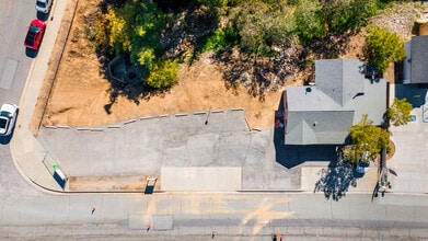 543 W County Line Rd, Calimesa, CA - Aérien  Vue de la carte - Image1