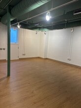 184 E Chestnut St, Asheville, NC for lease Interior Photo- Image 2 of 7