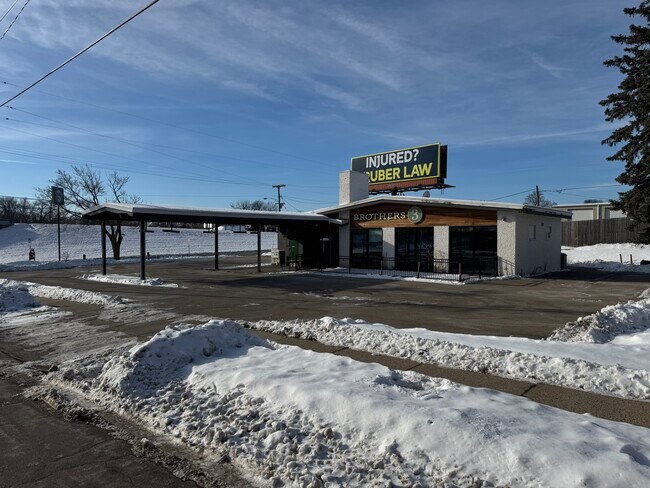 Plus de détails pour 614 N Fair Oaks Ave, Madison, WI - Commerce de détail à vendre