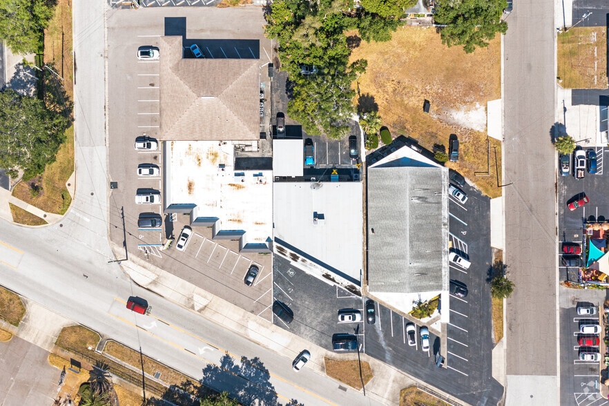 400 Indian Rocks Rd N, Belleair Bluffs, FL for sale - Aerial - Image 3 of 41