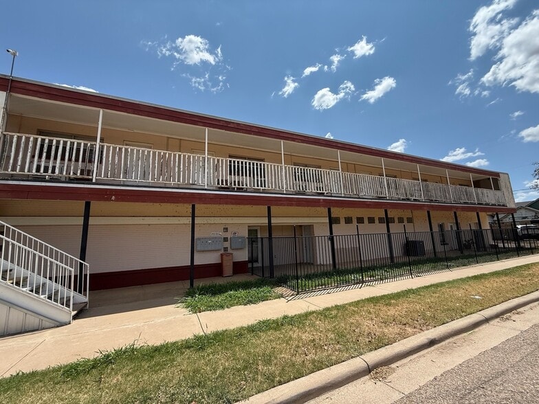 2123 15th St, Lubbock, TX à vendre - Photo du bâtiment - Image 2 de 15
