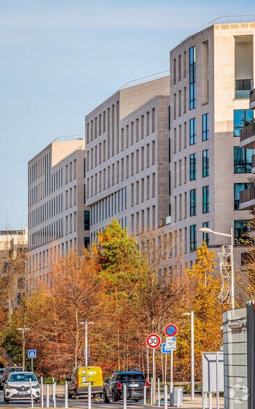58 Avenue Emile Zola, Boulogne-Billancourt à louer - Photo du bâtiment - Image 3 de 5