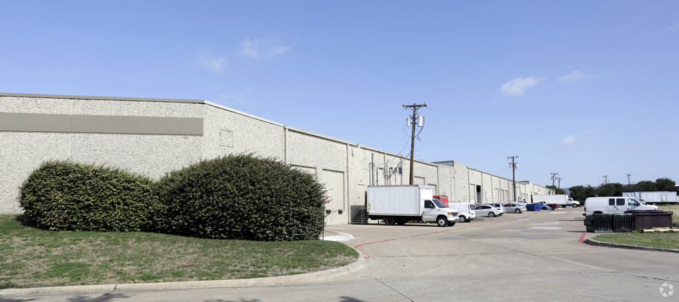 16530 Westgrove Dr, Addison, TX for lease - Building Photo - Image 3 of 7