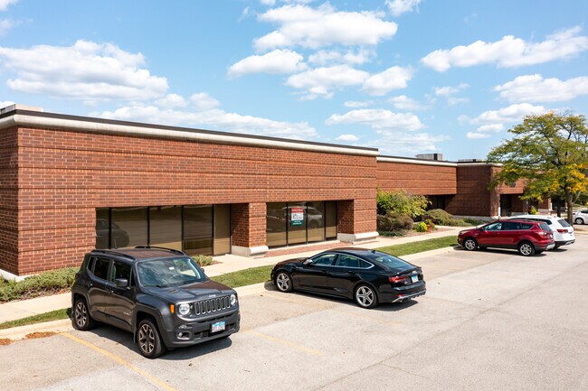 More details for 3350 W Salt Creek Ln, Arlington Heights, IL - Multiple Space Uses for Lease