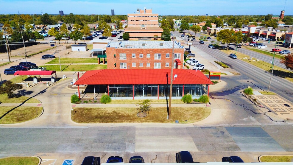 2801 N Classen Blvd, Oklahoma City, OK à louer - Photo du bâtiment - Image 3 de 4