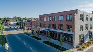 Plus de détails pour 86 Washington St, Manistee, MI - Commerce de détail à vendre