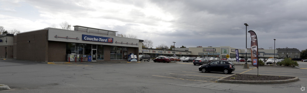 550-580 Boul Curé-Labelle, Laval, QC à vendre - Photo principale - Image 1 de 1