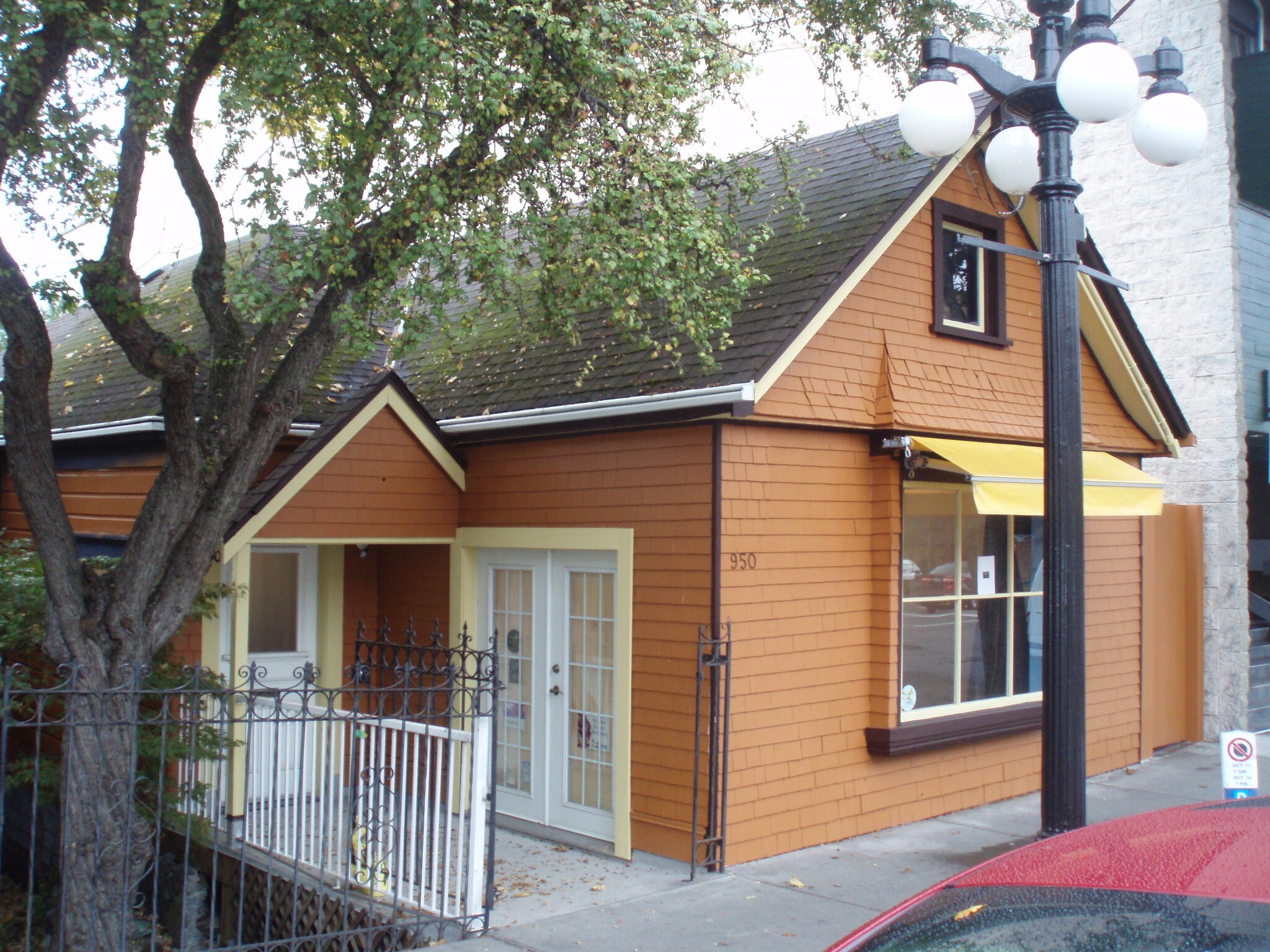 950 Fort St, Victoria, BC for sale Building Photo- Image 1 of 1