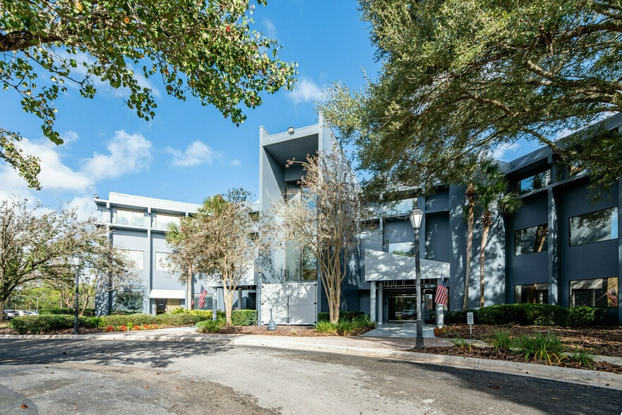 7825 Baymeadows Way, Jacksonville, FL for sale - Building Photo - Image 2 of 22