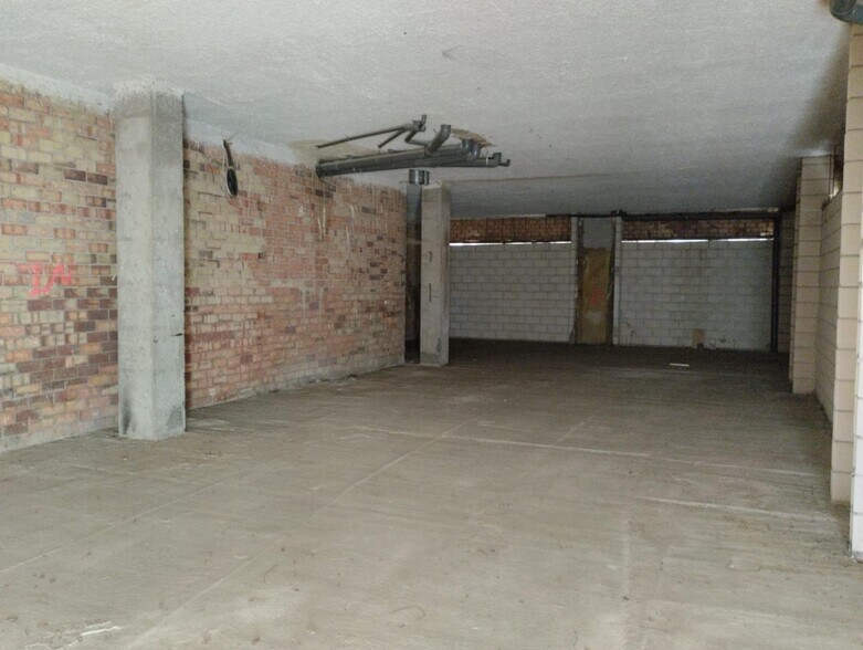 Retail in Córdoba for lease - Interior Photo - Image 1 of 7
