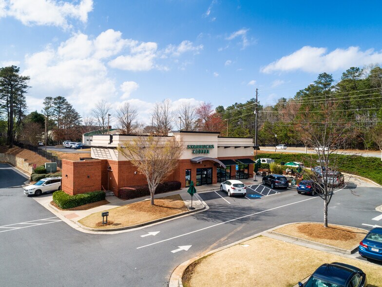 1205 Johnson Ferry Rd, Marietta, GA à louer - Photo du bâtiment - Image 2 de 9