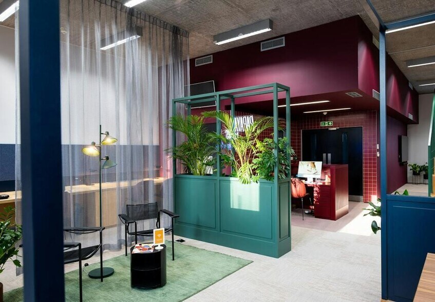 1 Rivington Pl, Londres à louer - Photo du bâtiment - Image 2 de 32