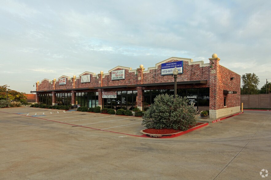 2520 W Ovilla Rd, Red Oak, TX à louer - Photo principale - Image 3 de 3